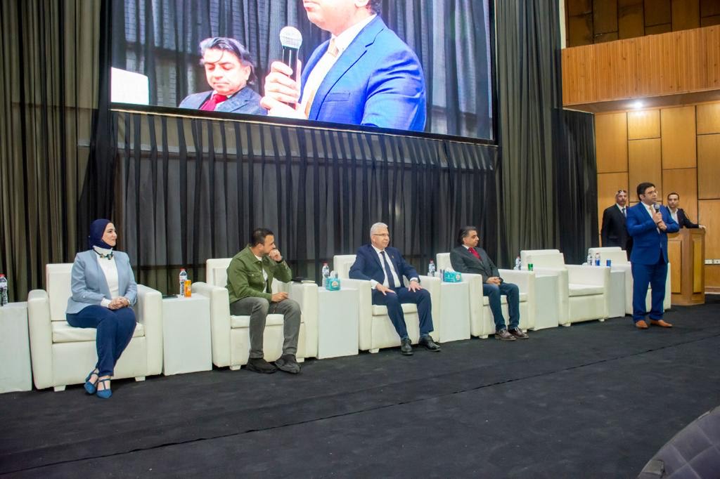 الداعية مصطفى حسنى والدكتور جمال شعبان