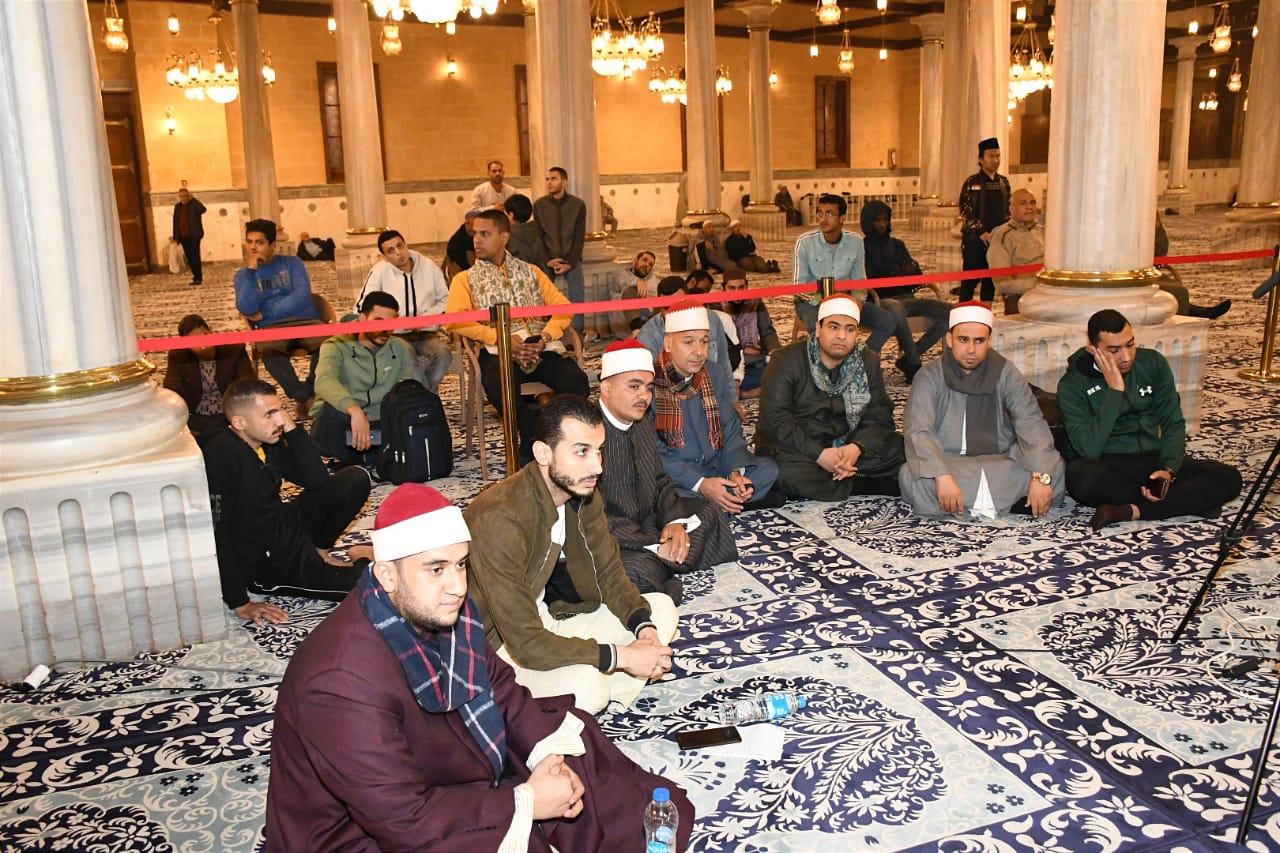 مقرأة كبار القراء برواية ورش بمسجد الإمام الحسين