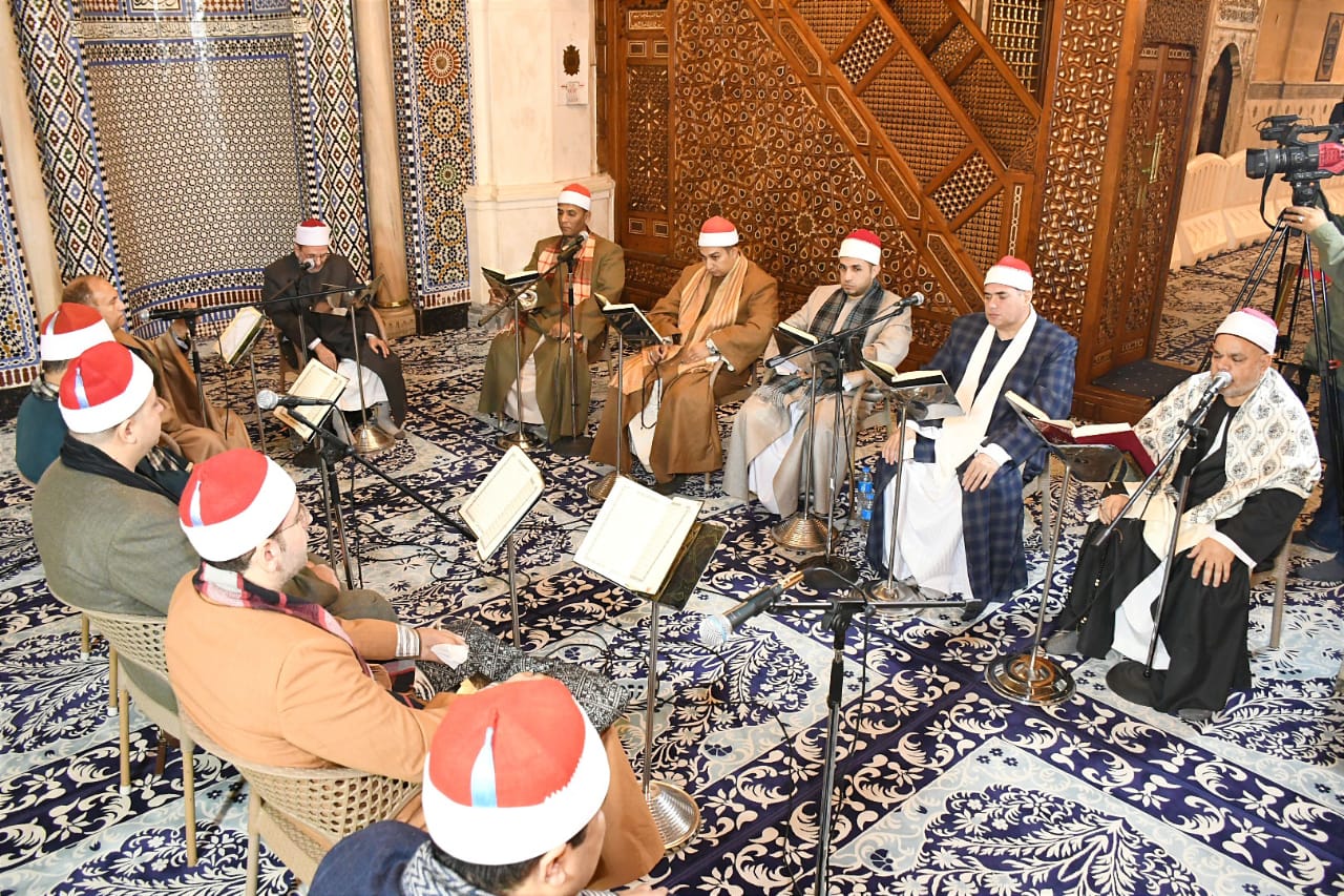 مقرأة كبار القراء   برواية ورش بمسجد الإمام الحسين بالقاهرة