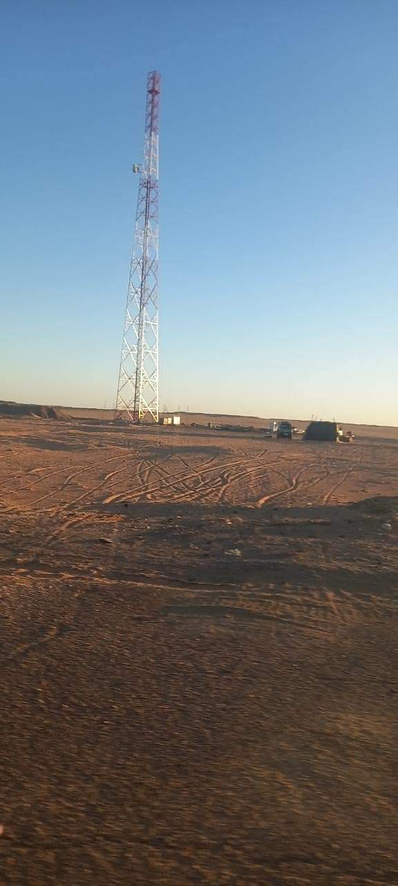 أعمال توصيل خدمة الإتصالات بمنطقة قرى درب الأربعين (6)