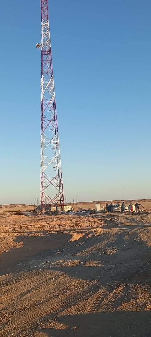 أعمال توصيل خدمة الإتصالات بمنطقة قرى درب الأربعين (2)