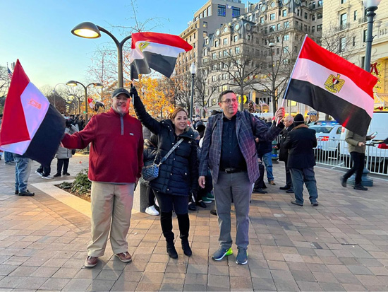 استقبال الجالية المصرية للرئيس السيسي فى واشنطن (1)