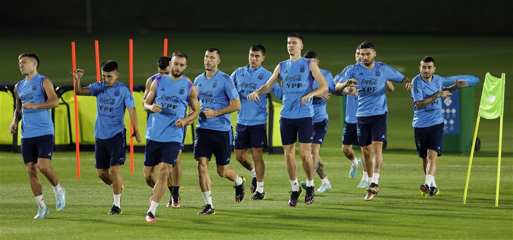 منتخب الأرجنتين (1)