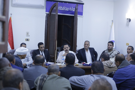 أشرف رشاد يعقد اجتماعًا تنظيميًا موسعًا بأمانتى مركز وبندر قنا (5)