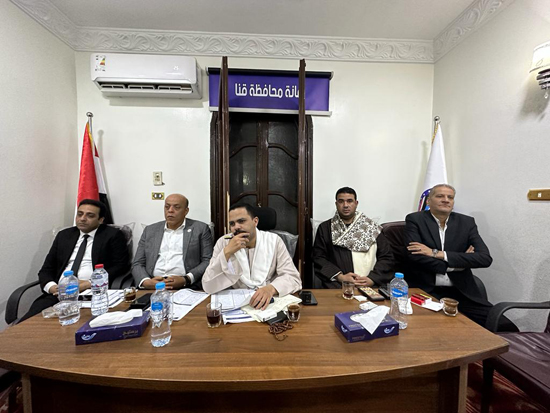 أشرف رشاد يعقد اجتماعًا تنظيميًا موسعًا بأمانتى مركز وبندر قنا (2)