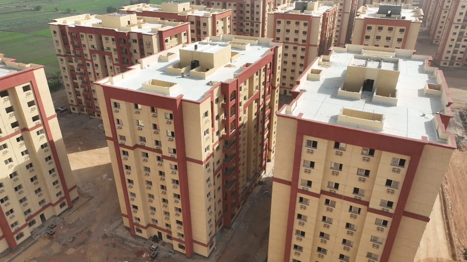 الوحدات السكنية (5)