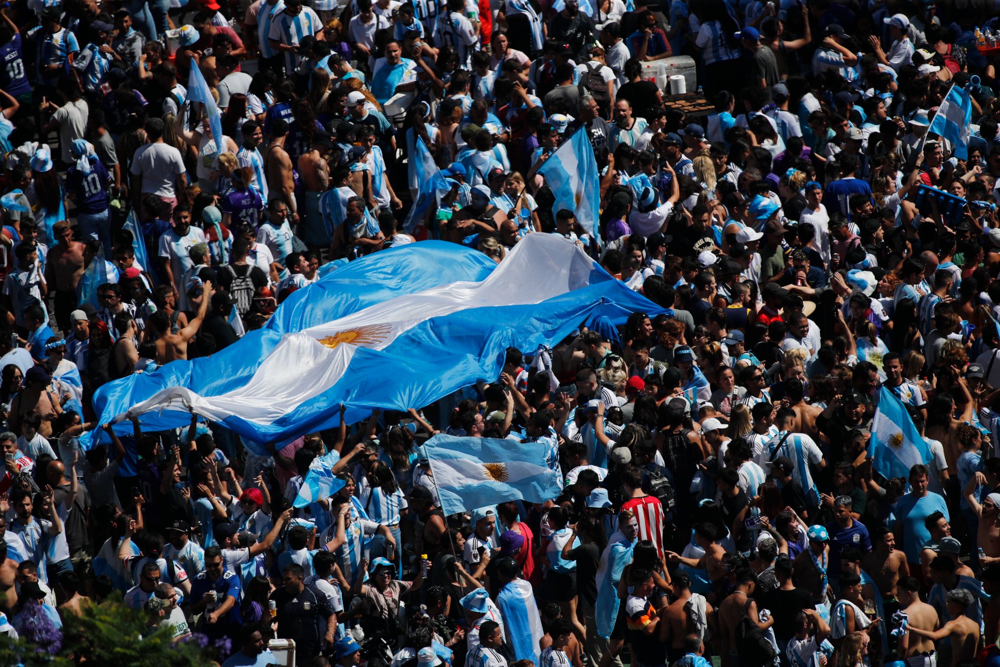 احتفالات جماهير الارجنتين بكاس العالم (1)