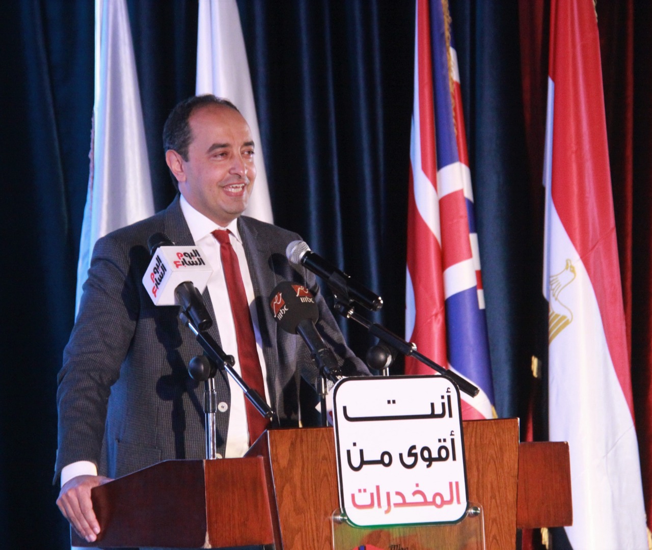 الدكتور عمرو عثمان مدير صندوق مكافحة وعلاج الإدمان والتعاطى