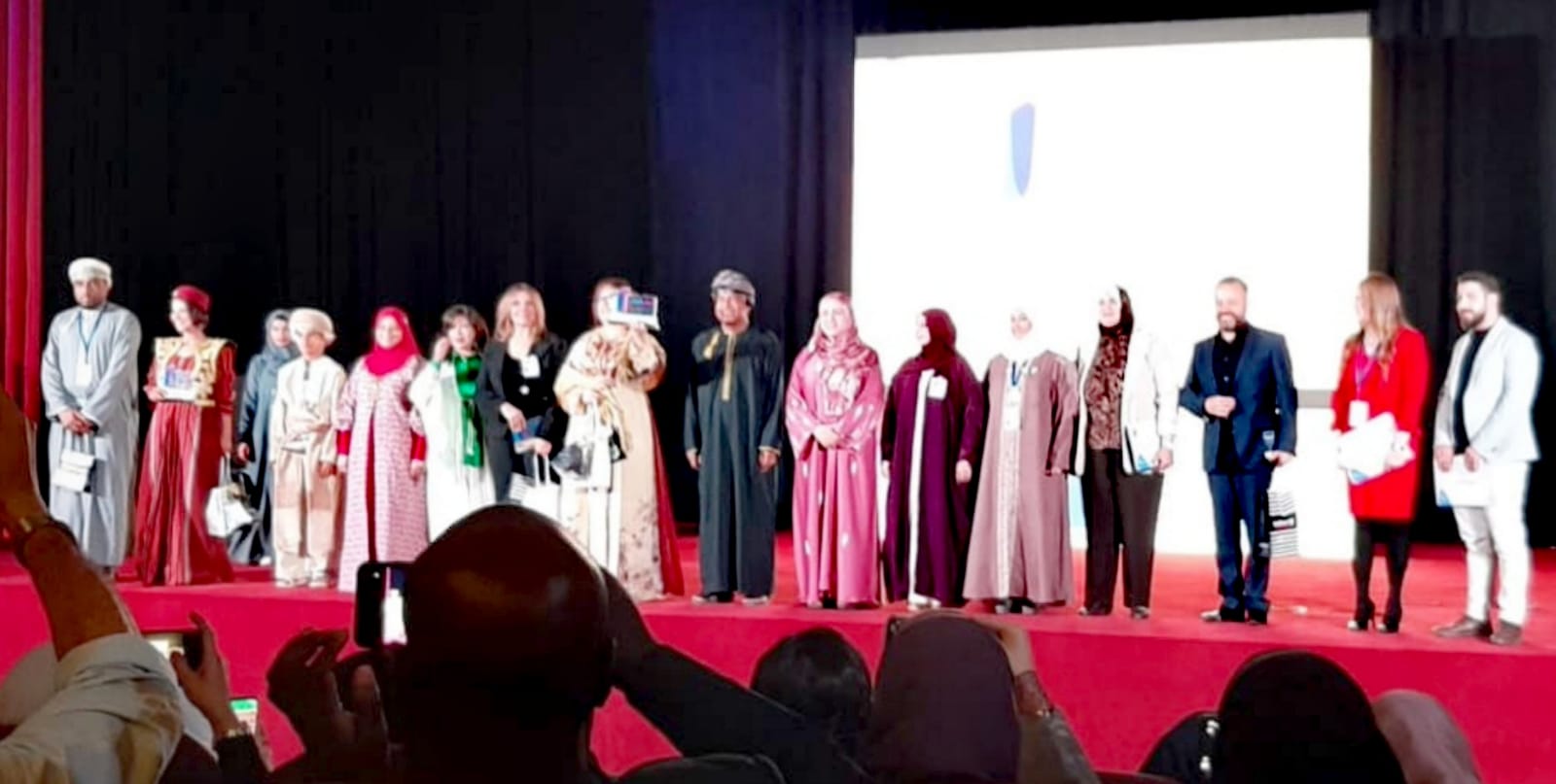 إنطلاق مهرجان سينما المرأة والطفل  في سماء مسقط (3)