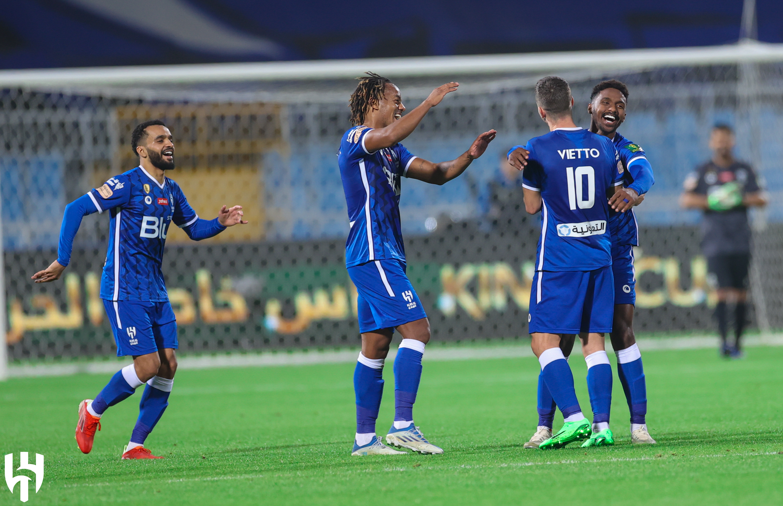 الهلال ضد الاتفاق (10)