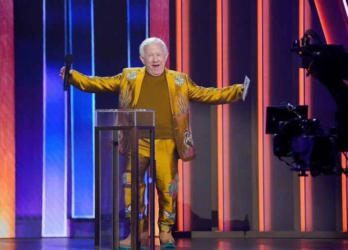 توفي الممثل الكوميدي ليزلي جوردان ، 67 عامًا ، الحائز على جائزة إيمي في وقت الذروة ، والمعروف عن دوره في المسرحية الهزلية الشهيرة Will & Grace وإحساسه على وسائل التواصل الاجتماعي أثناء جائحة COV