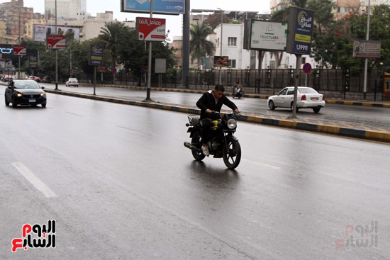 أمطار على مناطق متفرقة بالقاهرة الكبرى (6)