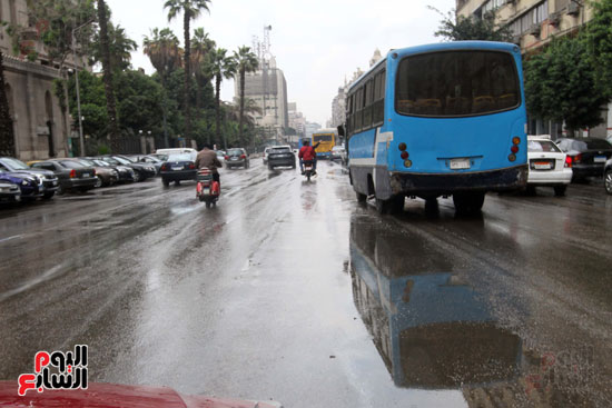 أمطار على مناطق متفرقة بالقاهرة الكبرى (1)
