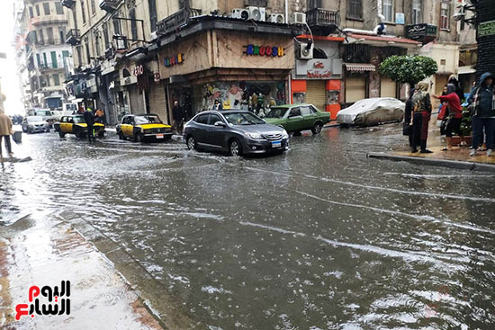 أمطار تغرق شوارع الإسكندرية