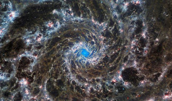 منظر M74 المعروف أيضًا باسم Phantom Galaxy ، الذي تم التقاطه فى 29 أغسطس