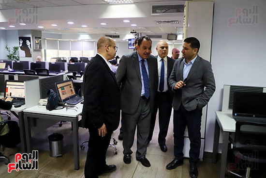 الزميل يوسف أيوب وسفير الكويت وأكرم القصاص الزميل يوسف أيوب وسفير الكويت وأكرم القصاص