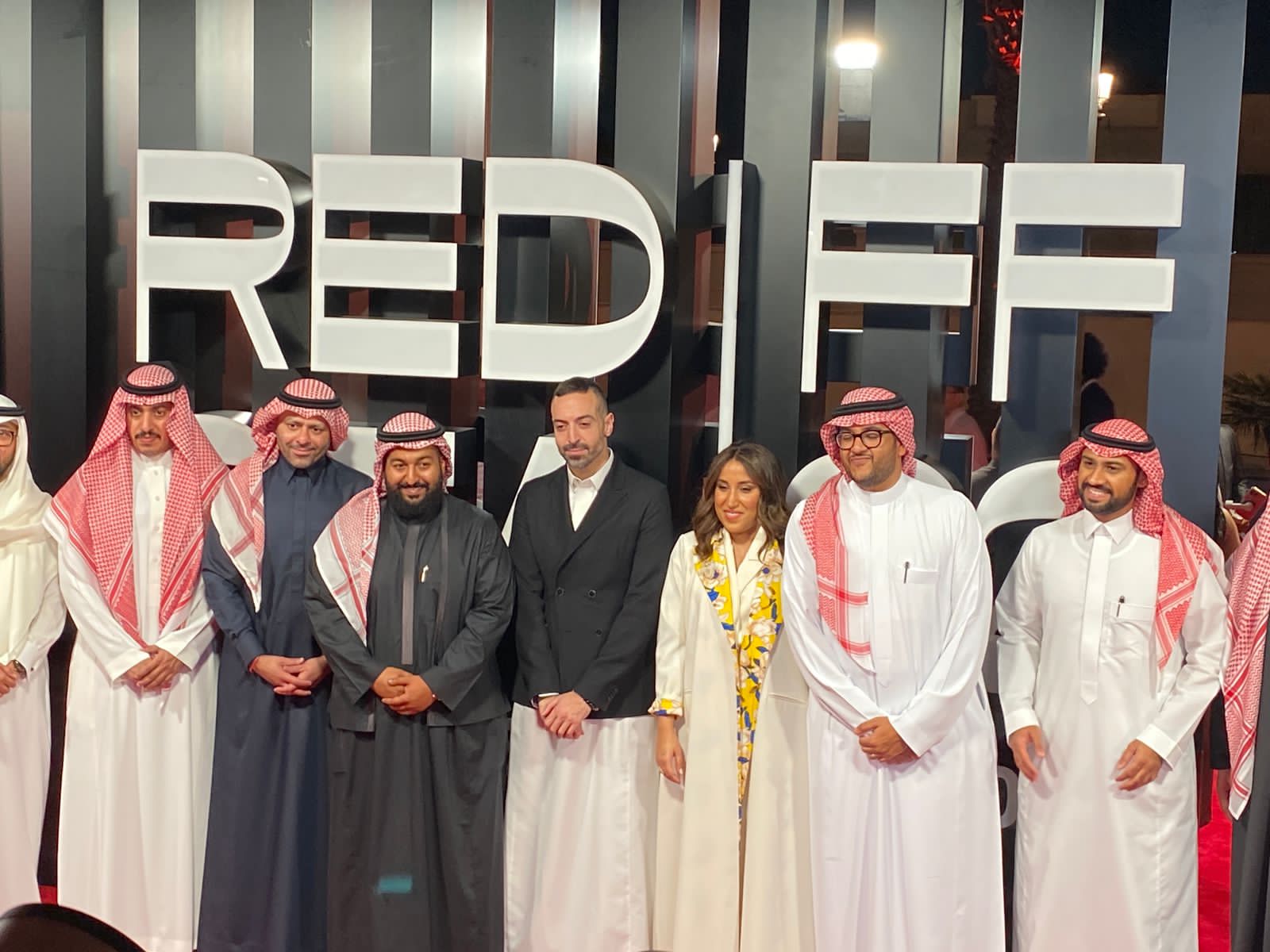 النجم العالمي أكشاي كومار يحضر عرض الفيلم السعودي سطار في مهرجان البحر الأحمر (4)