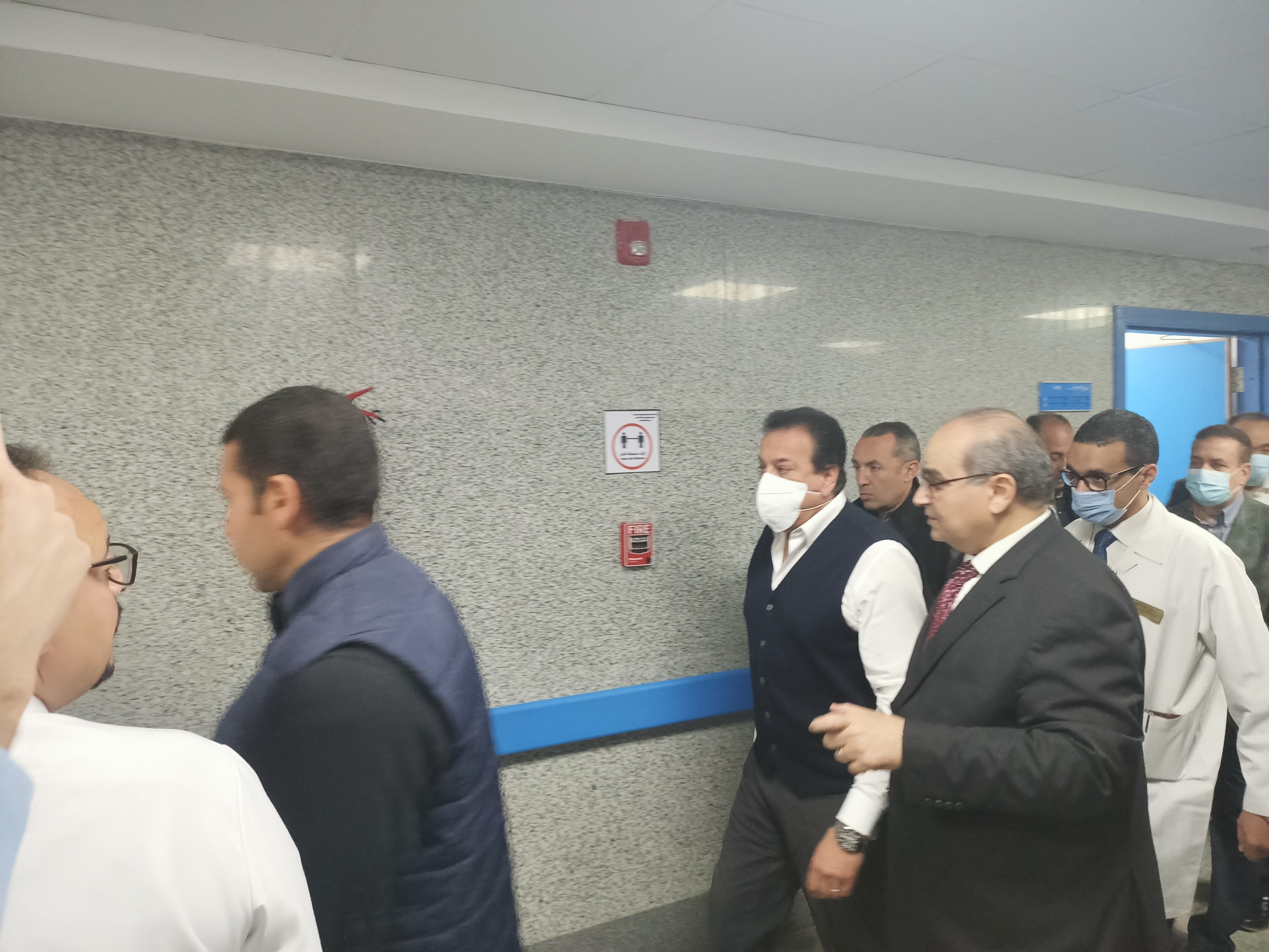 وزير الصحة يتفقد مستشفى شبين الكوم