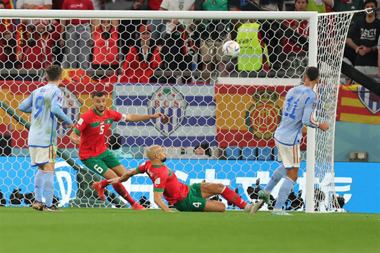 مباراة المغرب واسبانيا (14)