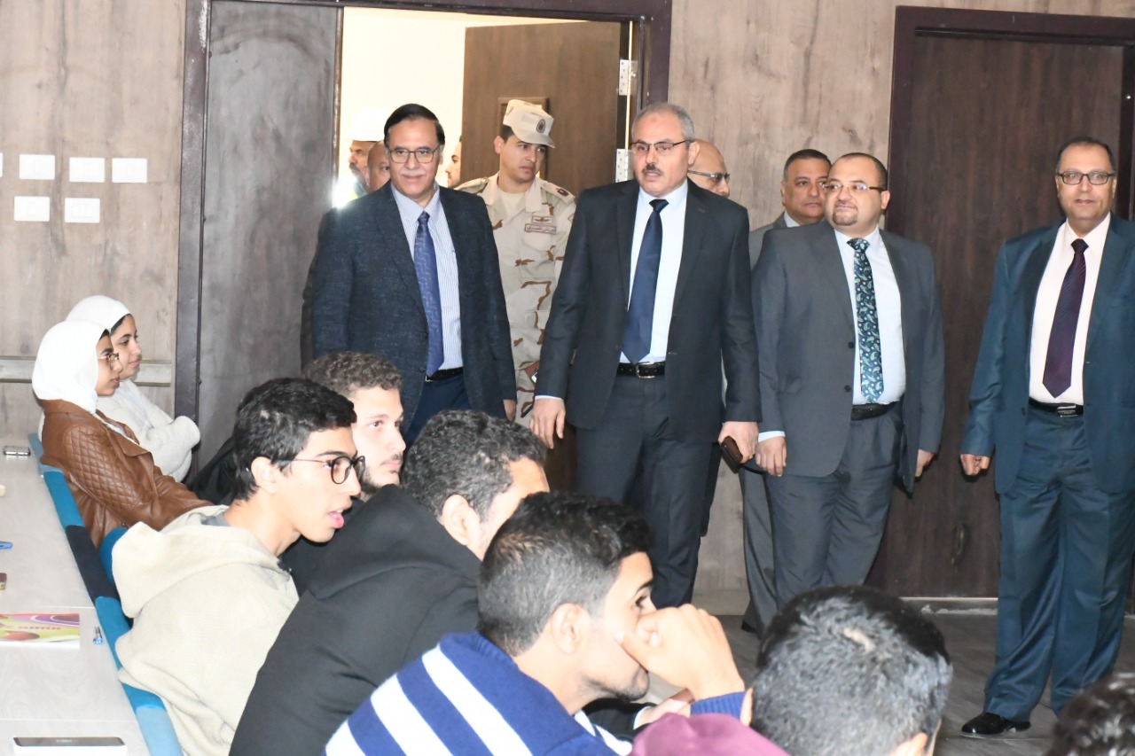 جانب من زيارة لجنة المجلس الأعلى للجامعات لجامعة الإسماعيلية الجديدة الأهلية  (1)