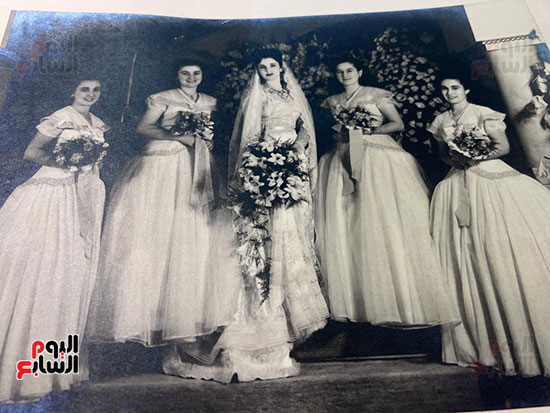 ألبوم-زفاف-الأميرة-فايزة-بنت-الملك-فؤاد-بمتحف-مقتنيات-جامعة-الإسكندرية-(4)