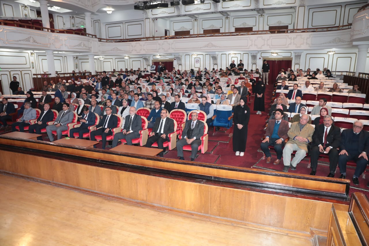 مؤتمر الحوار الوطني بجامعة بنى سويف بحضور المحافظ (4)