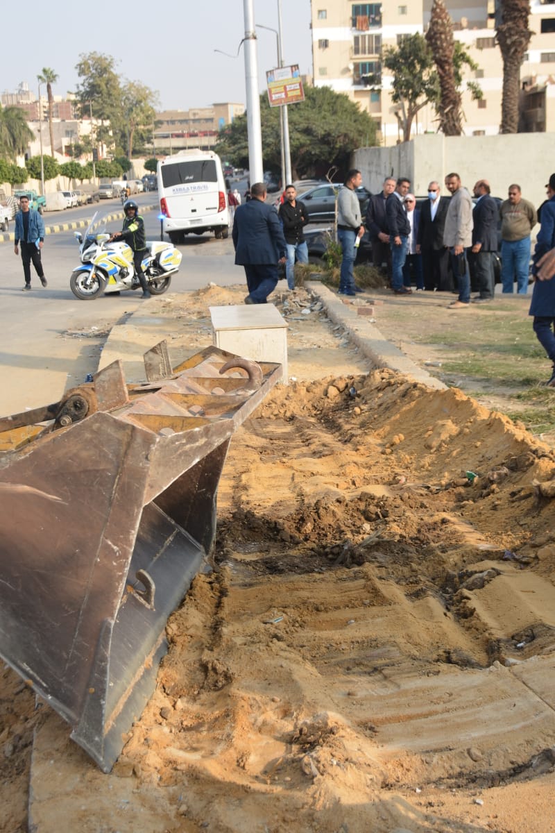 محافظ القليوبية يتفقد المنطقة المحيطة بقصر محمد علي (14)