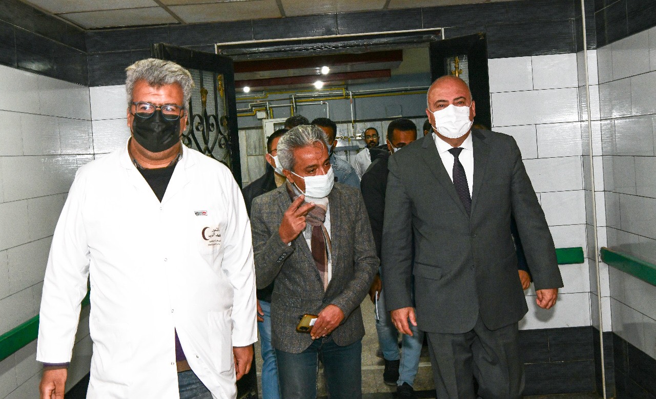 افتتاح أول وحدة مناظير جراحية في مستشفى قنا (3)