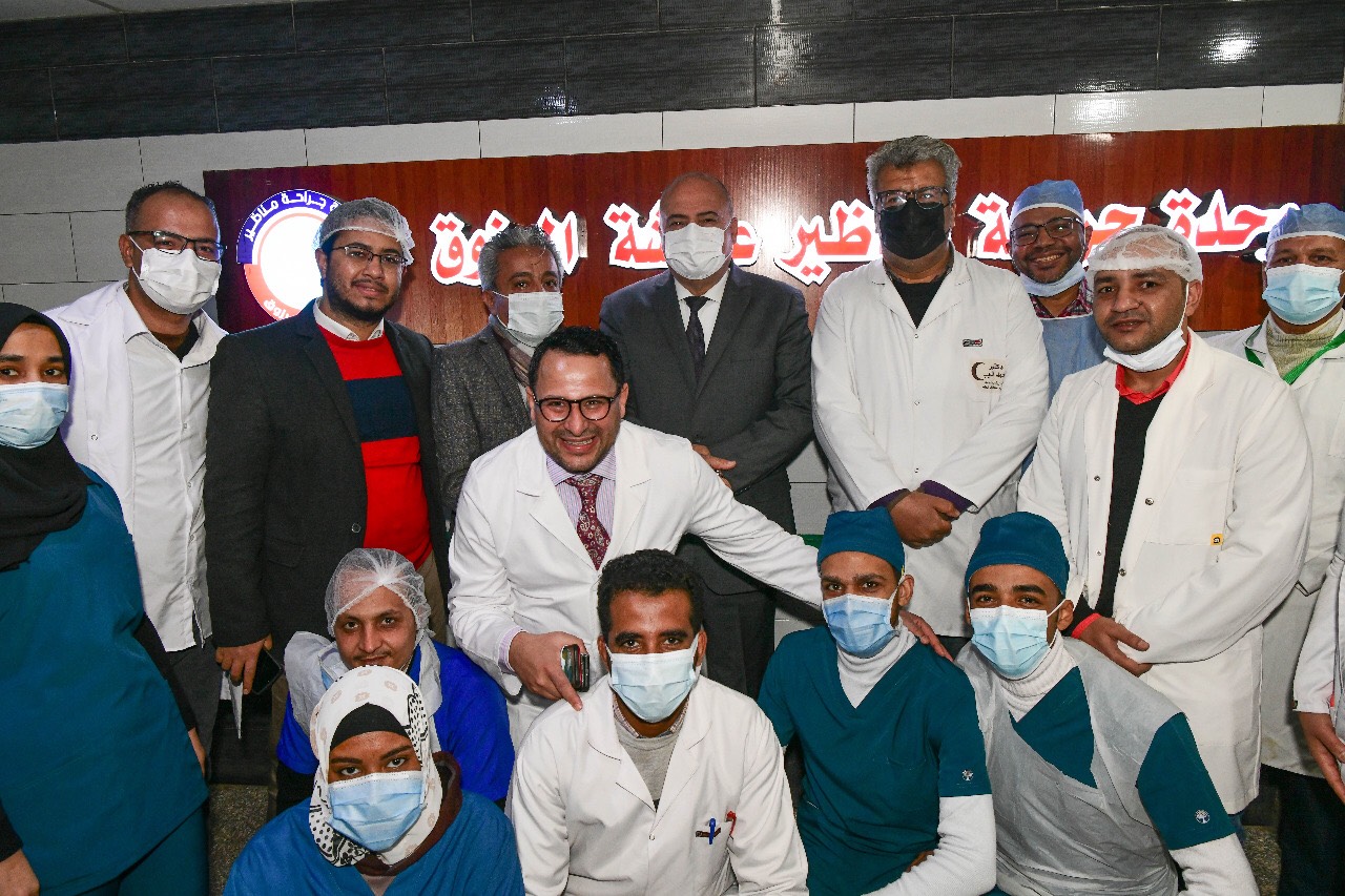 افتتاح أول وحدة مناظير جراحية في مستشفى قنا (7)