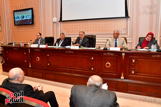 اجتماع لجنة الادارة المحلية برئاسة المهندس أحمد السجيني رئيس لجنة الإدارة المحلية  (3)