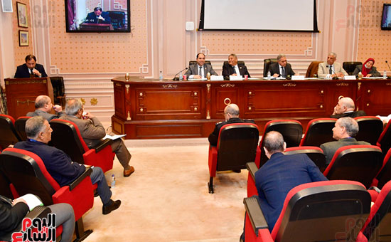 اجتماع لجنة الادارة المحلية برئاسة المهندس أحمد السجيني رئيس لجنة الإدارة المحلية  (10)