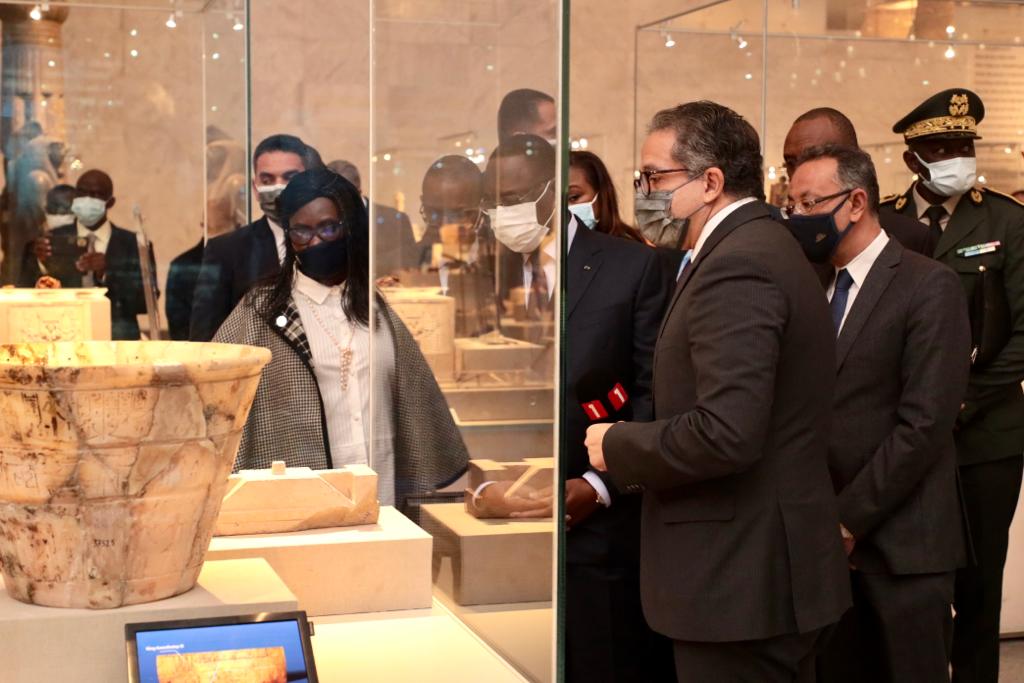 جانب من الزيارة