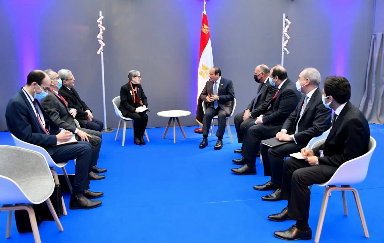 الرئيس عبد الفتاح السيسى فى مدينة بريست الفرنسية مع نجلاء بودن، رئيسة الوزراء التونسية (1)