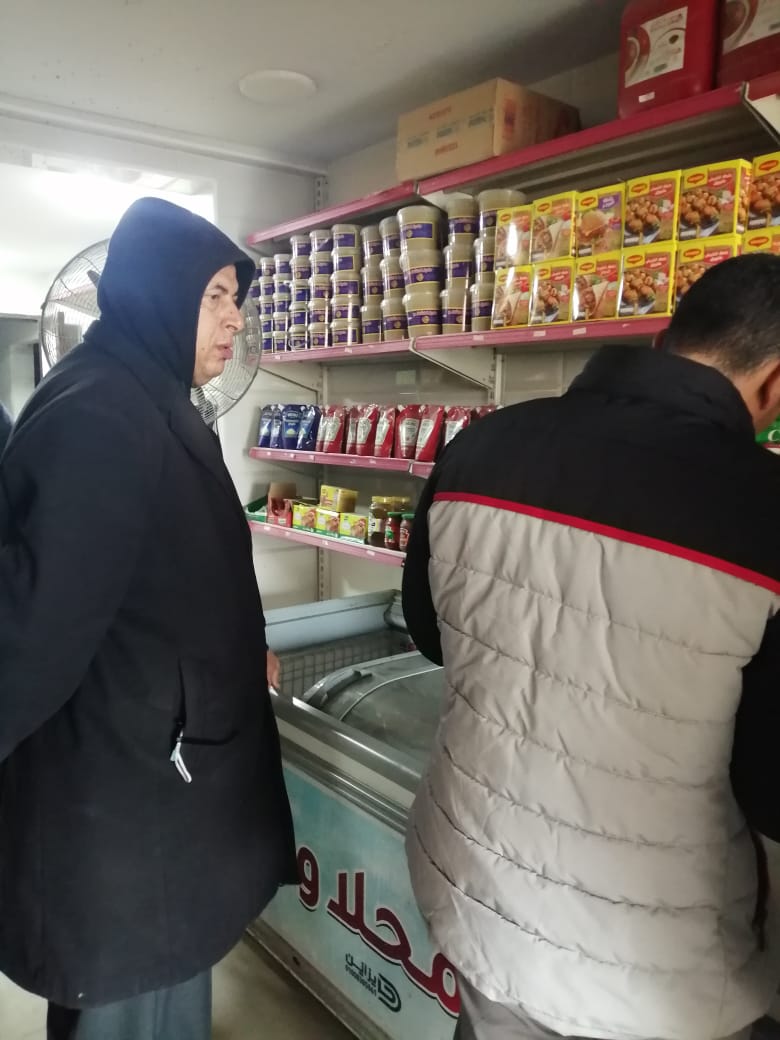 حملة تموينية على المحال