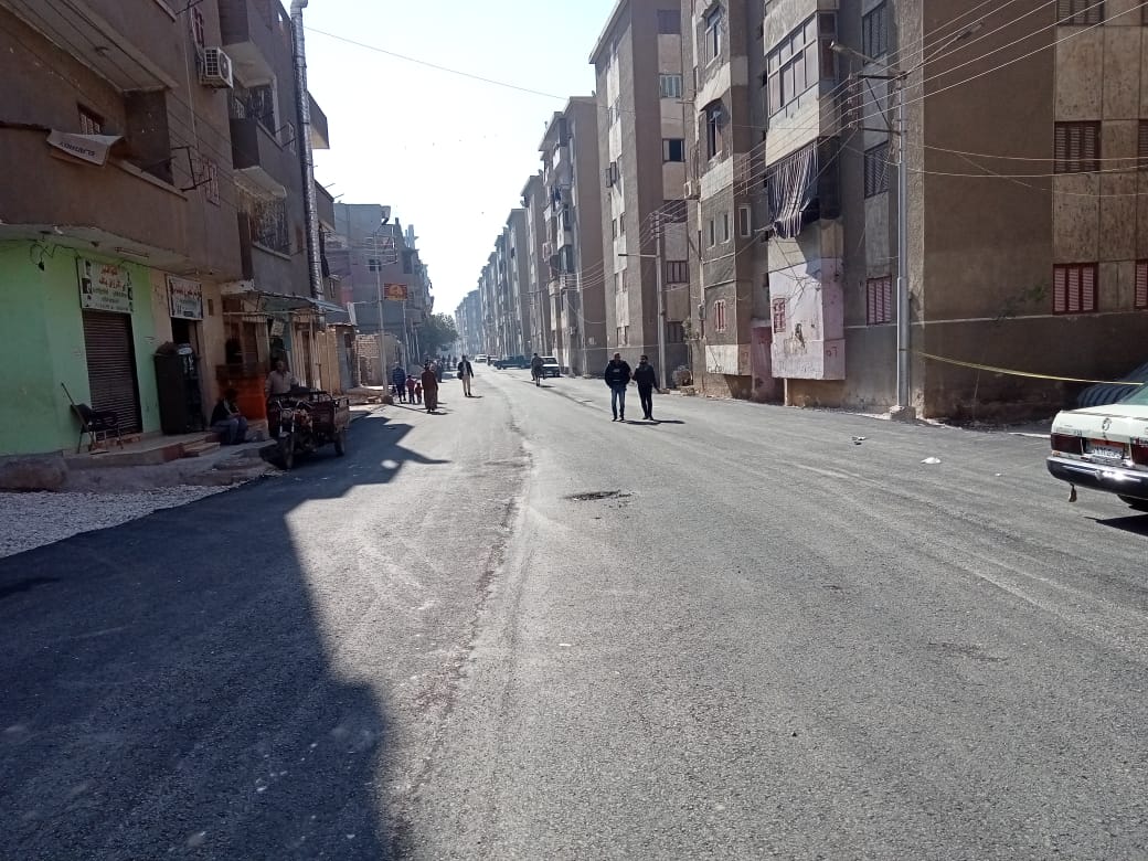 محافظ أسيوط يعلن استكمال رصف شوارع بحي شرق (2)