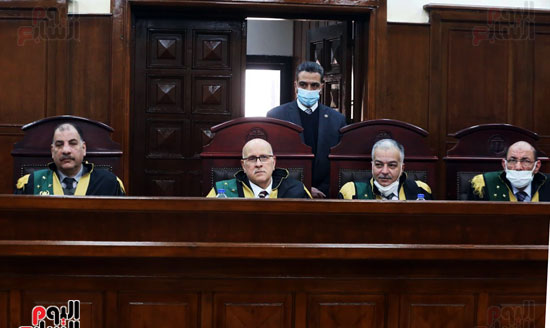 محاكمة رجل الأعمال حسن راتب (8)