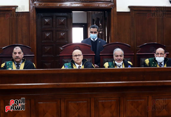 محاكمة رجل الأعمال حسن راتب (11)