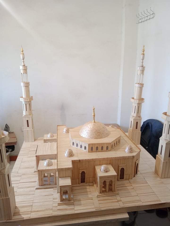صناعة مسجد الفتاح العليم