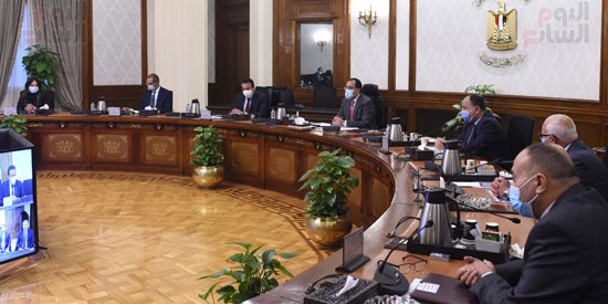 اجتماع رئيس الوزراء (1)
