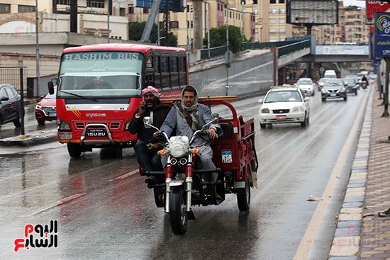 أمطار غزيرة ومتوسطة على القاهرة الكبرى (35)