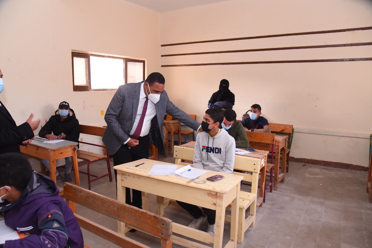 جولة المحافظ