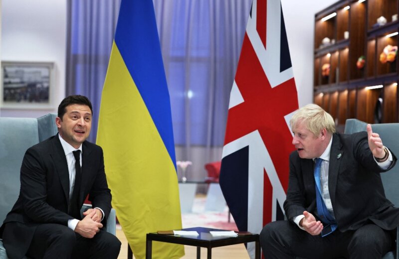 بوريس جونسون ورئيس اوكرانيا
