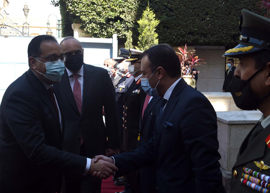 الدكتور مصطفى مدبولى خلال استقبال رئيس الوزراء الأردني