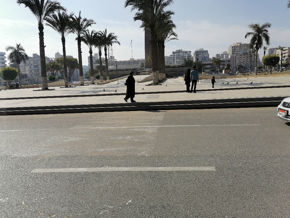 الميدان أمام الديوان العام لمحافظة بورسعيد