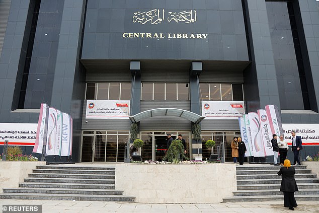 مدخل المكتبة