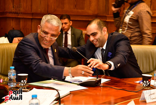 اجتماع لجنة الادارة المحلية برئاسة المهندس أحمد السجيني رئيس لجنة الإدارة المحلية (15)