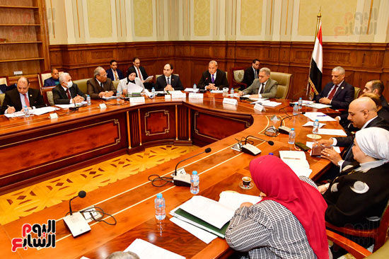 اجتماع لجنة الادارة المحلية برئاسة المهندس أحمد السجيني رئيس لجنة الإدارة المحلية (6)