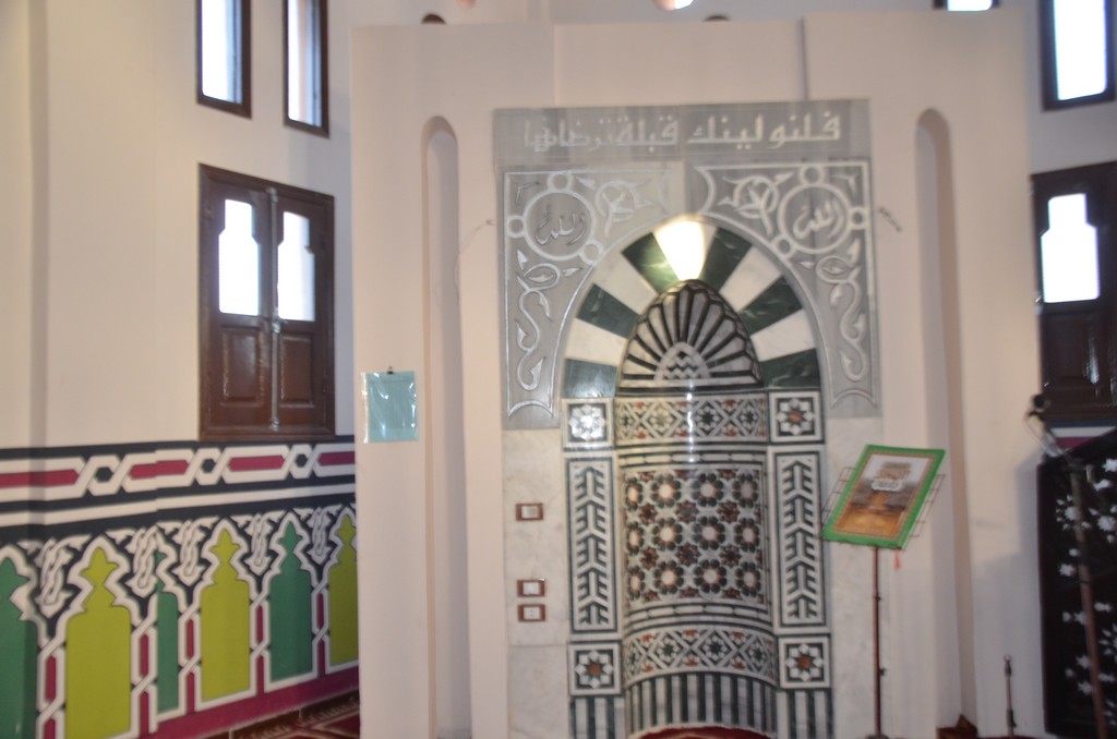 مكان القبلة فى مسجد الشهيدين فى مدينة إسنا