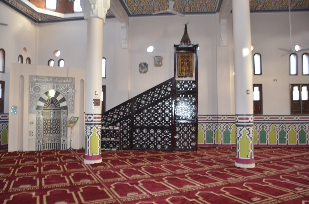 منبر مسجد الشهيدين فى مدينة إسنا