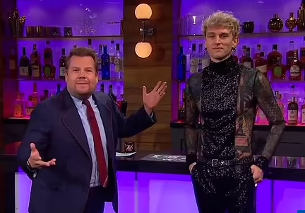 ماشين اثناء استضافته